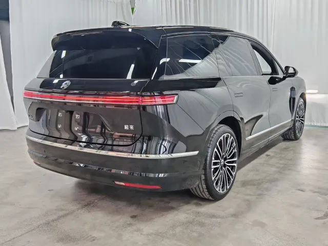 Nio ES8 — Фото автомобиля 6