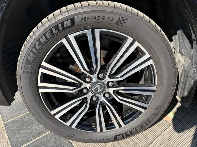 Lexus LX — Фото автомобиля 7