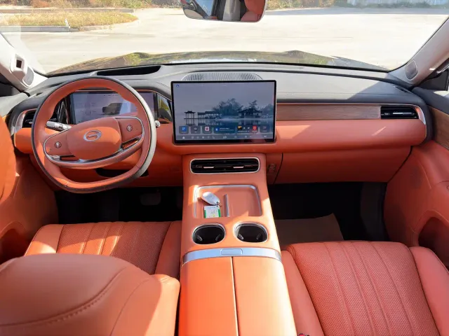GAC Trumpchi Xiangwang S9 — Фото автомобиля 11