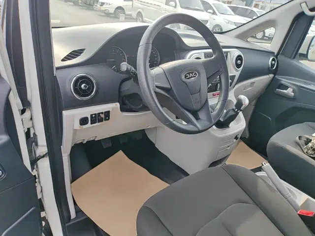 JAC Refine M3 — Фото автомобиля 9