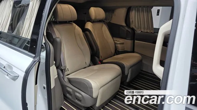 Kia Canival Carnival 4 поколение Бензин 7 мест Hi-Limousine — Фото автомобиля 7