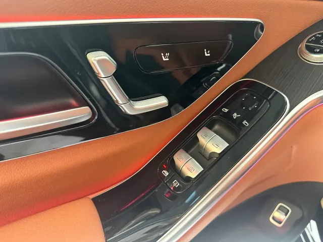 Mercedes-Benz S-Class — Фото автомобиля 13