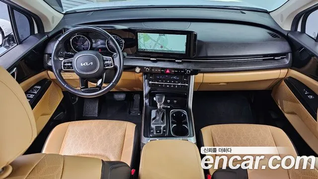 Kia Carnival Generation 4 — Фото автомобиля 10