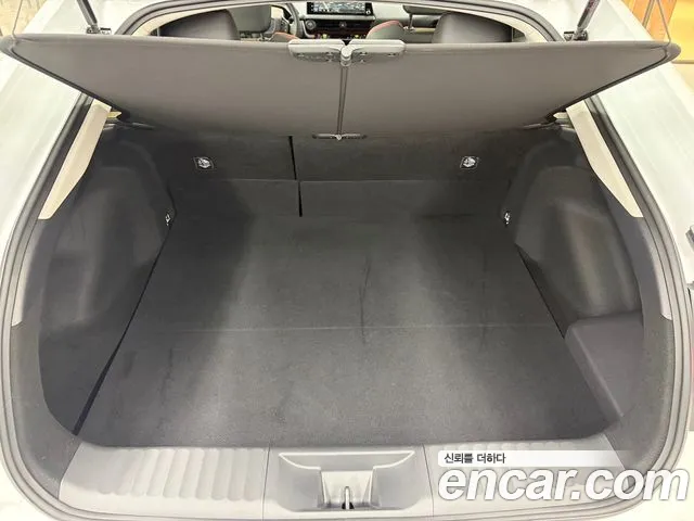 Toyota Prius 5th Gen — Фото автомобиля 18