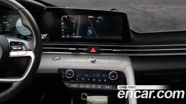 Hyundai AVANTE Avante (CN7) — Фото автомобиля 14