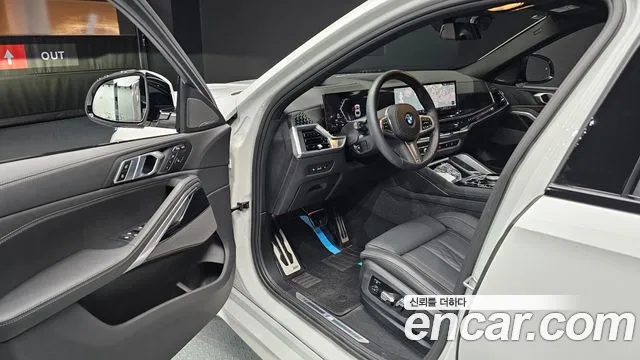 BMW X6 xDrive40i M Sport — Фото автомобиля 8