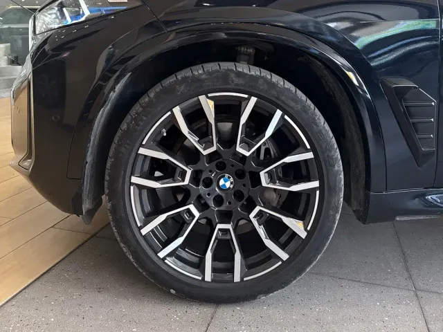 BMW X5 — Фото автомобиля 2