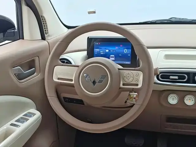 Wuling Hongguang Mini EV — Фото автомобиля 10