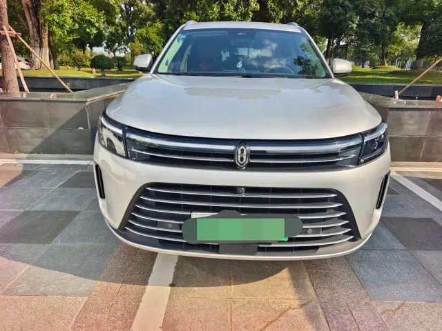 Aito M7 — Фото автомобиля 3