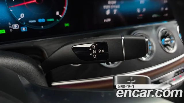 Mercedes-Benz E-Class W213 — Фото автомобиля 12