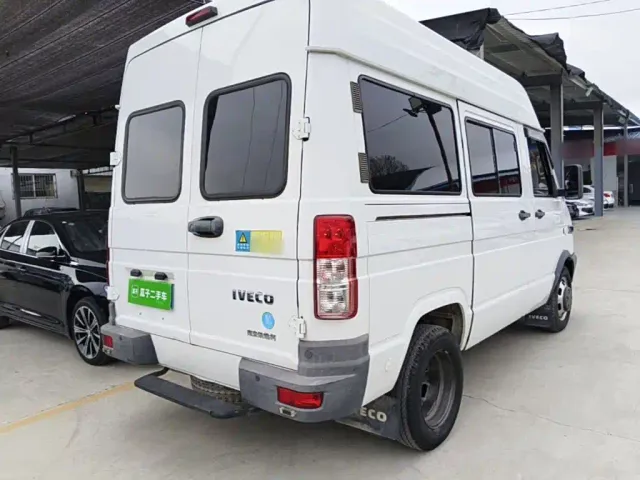 Iveco Daily — Фото автомобиля 6