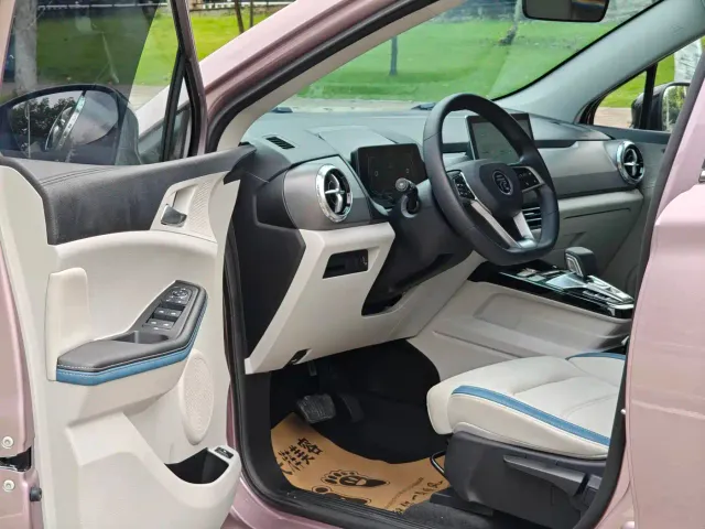 BYD Yuan Pro — Фото автомобиля 10