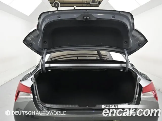 Hyundai AVANTE Avante (CN7) — Фото автомобиля 19