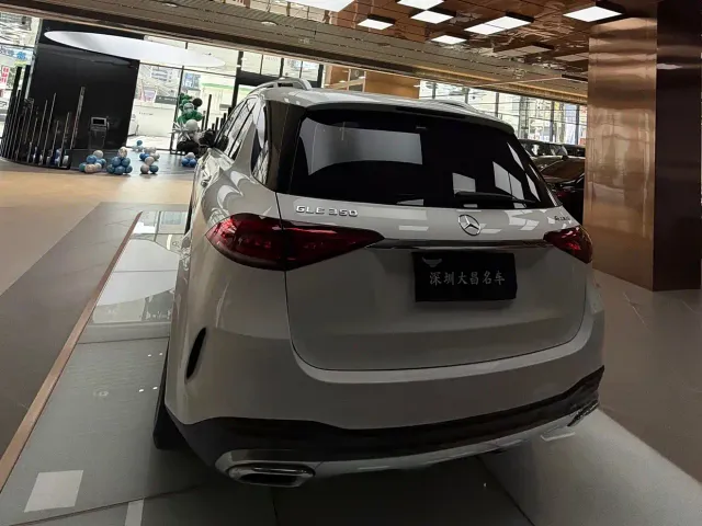 Mercedes-Benz GLE-Class — Фото автомобиля 4