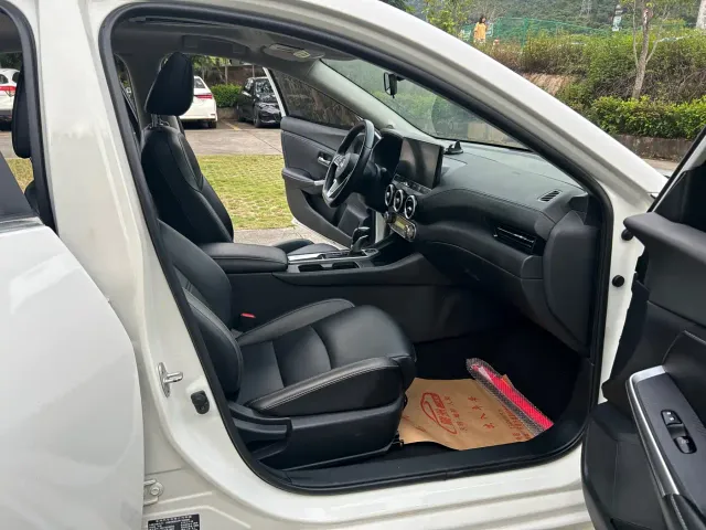 Nissan Sylphy — Фото автомобиля 6