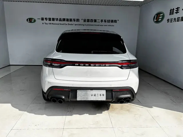 Porsche Macan — Фото автомобиля 6