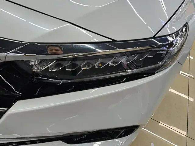 Honda Accord — Фото автомобиля 5