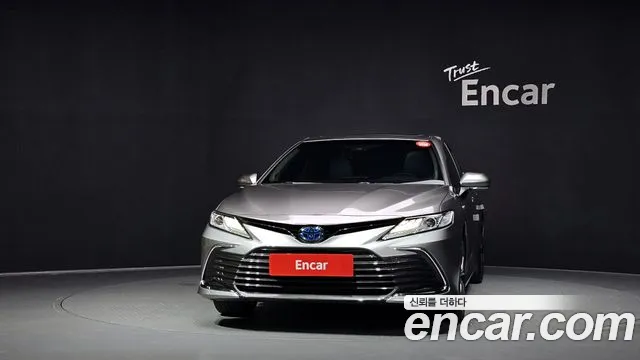 Toyota Camry — Фото автомобиля 3