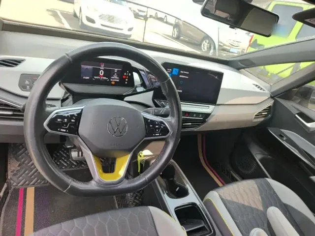 Volkswagen ID.3 — Фото автомобиля 9