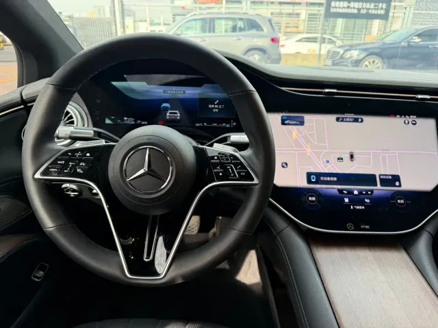 Mercedes-Benz EQS — Фото автомобиля 13