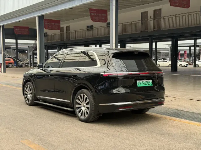 Aito M7 — Фото автомобиля 11