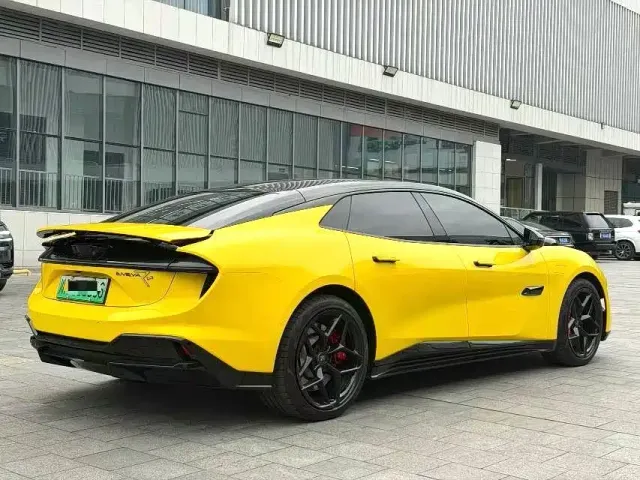 Lotus Emeya — Фото автомобиля 9