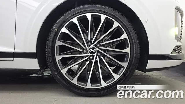 Hyundai Grandeur GN7 — Фото автомобиля 6