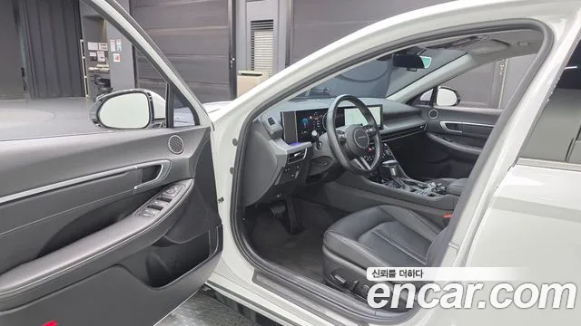Hyundai Sonata — Фото автомобиля 15