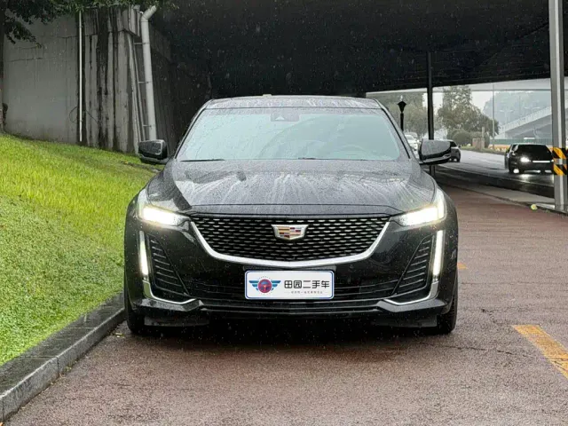 Cadillac CT5 — Фото автомобиля 2