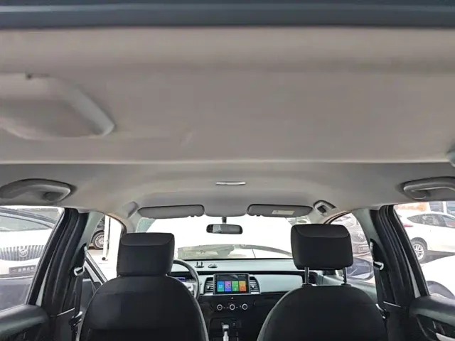 Honda Fit — Фото автомобиля 17