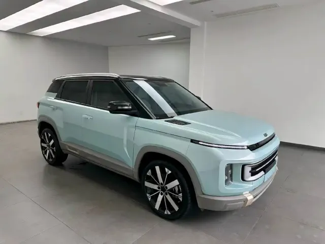 Geely ICON — Фото автомобиля 3