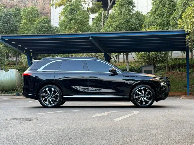 Xpeng G9 — Фото автомобиля 8