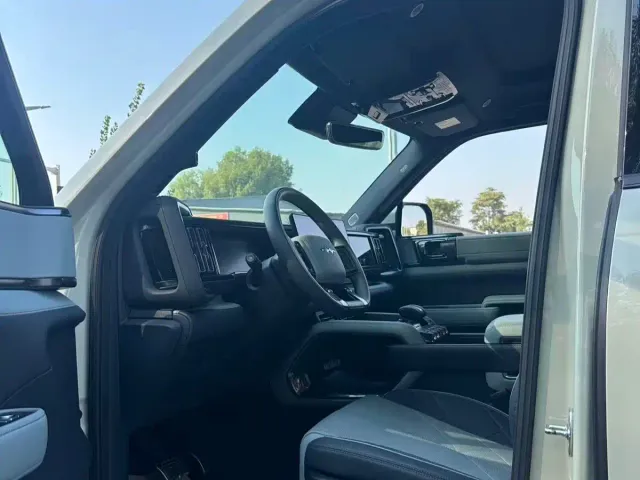 BYD FangChengBao Leopard 5 — Фото автомобиля 4