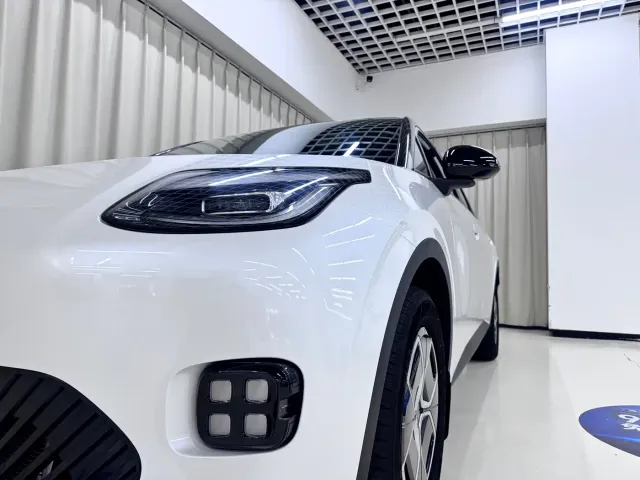 GAC Aion UT — Фото автомобиля 8