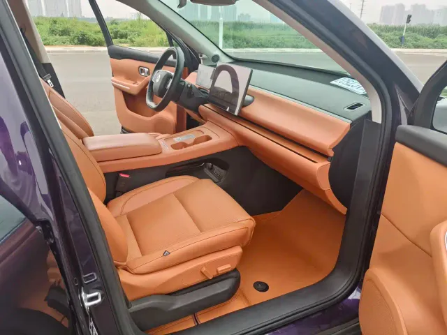 Leapmotor C16 — Фото автомобиля 8