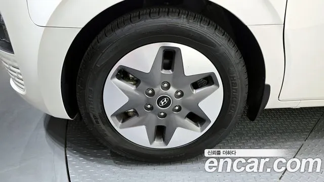 Hyundai Staria Staria 4WD Tourer 9 мест — Фото автомобиля 5