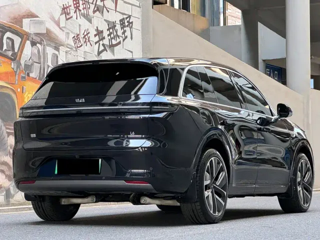 Li Auto L6 — Фото автомобиля 5