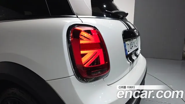 MINI Cooper — Фото автомобиля 23