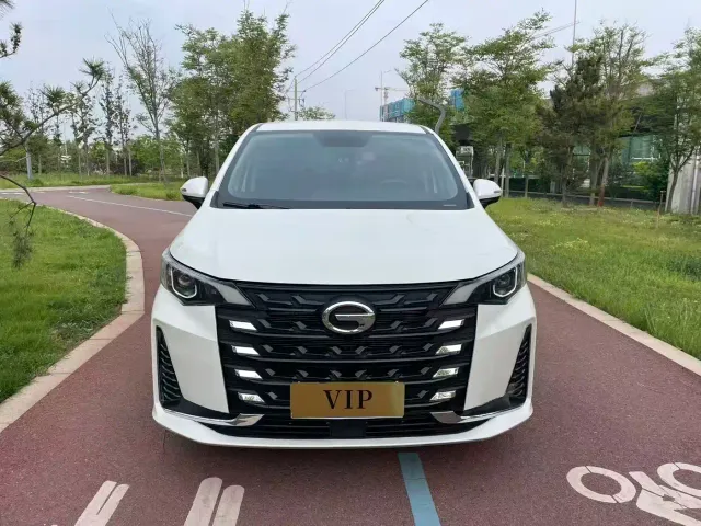 GAC Trumpchi M6 — Фото автомобиля 2