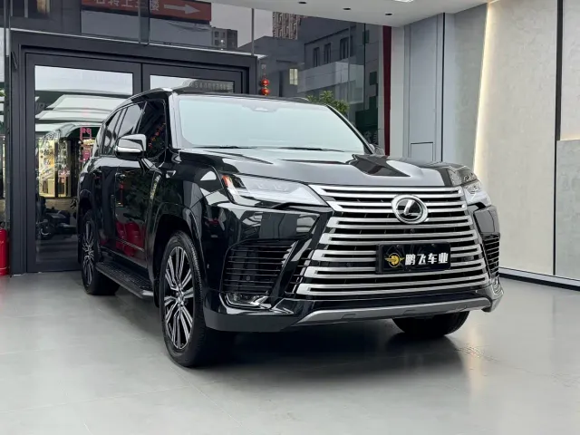 Lexus LX — Фото автомобиля 10