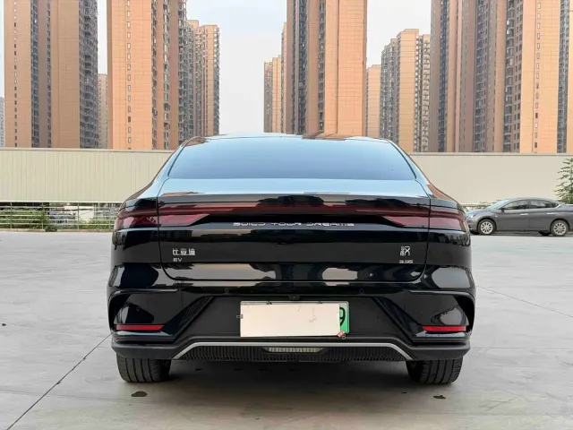 BYD Han — Фото автомобиля 5