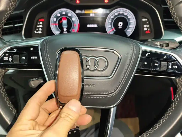 Audi A6L — Фото автомобиля 8
