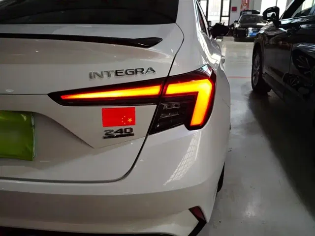 Honda Integra — Фото автомобиля 7