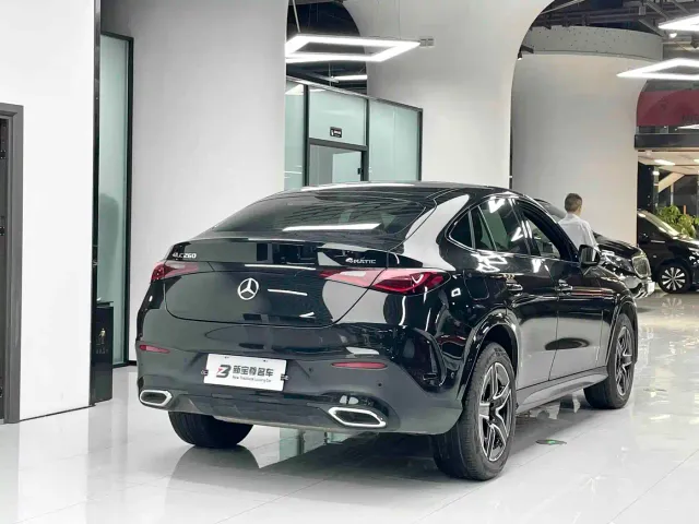 Mercedes-Benz GLC Coupe — Фото автомобиля 11