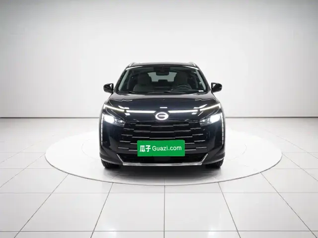 GAC Trumpchi E8 — Фото автомобиля 2