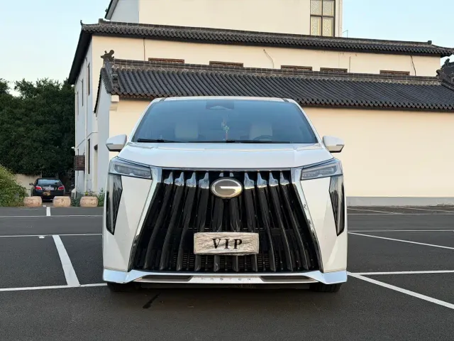 GAC Trumpchi M8 — Фото автомобиля 2