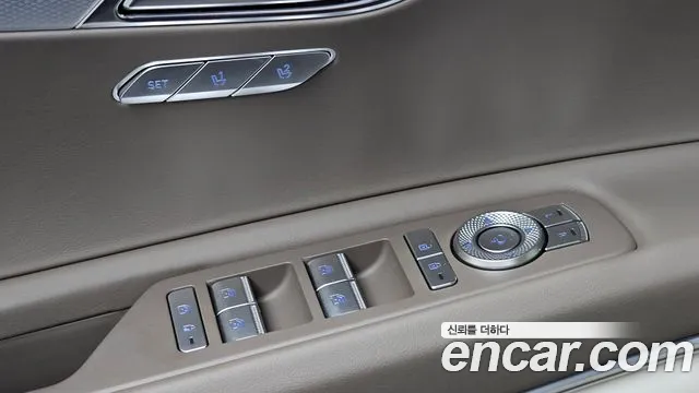 Genesis GV80 2.5T Бензин AWD — Фото автомобиля 28