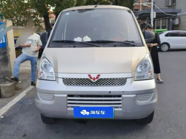 Wuling Rongguang EV — Фото автомобиля 2