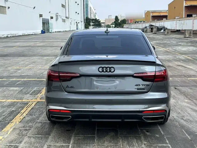 Audi A4L — Фото автомобиля 5