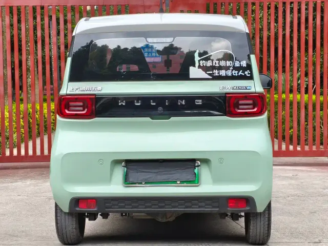 Wuling Hongguang Mini EV — Фото автомобиля 7